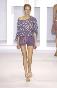 Cacharel-SS2004-Audrey-Lindvall-02.jpg