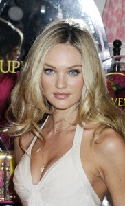 CandiceSwanepoel976542khgfdsdghkllkhgd45679976544567.thumb.jpg.7aadde47d8fd66c9145276a087dec63f.jpg