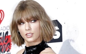 Celebrities_NON-Porn_Sexy_Taylor_Swift_4442564-97.jpg
