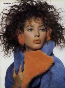 Color_Penn_US_Vogue_October_1987_13.thumb.jpg.f54a6d70e4a7a8d96150b73a2b6154e7.jpg
