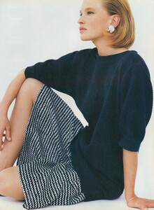Demarchelier_US_Vogue_January_1987_10.thumb.jpg.755a272ff3a33e57d48e31bb44715a9b.jpg