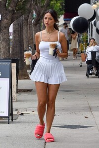 Eiza-Gonzalez-Sexy-9-thefappeningblog.com_-1.jpg