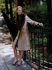 Elgort_US_Vogue_September_1998_07.thumb.jpg.668d368b8dfe91e1e92eed95f45bd5ee.jpg