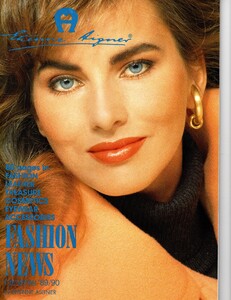 FallWinter89-90UnknownPhoto.jpg.914ef15712745b8e87809a8f3c0e538a.thumb.jpg.04e28e4aca5498ce23c99bf4093e2a83.jpg