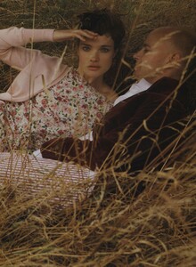 Field_Testino_US_Vogue_November_2008_18.thumb.jpg.807623cd62ac864d4415c502e7ce7cb8.jpg