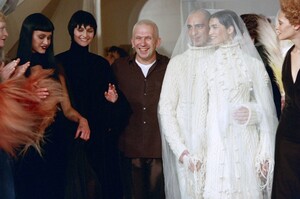 Gaultier-FW1998-HC-11.jpg