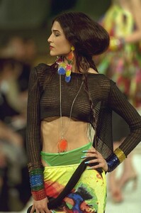 Gaultier-SS2000-02.jpg