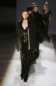 Gilles-Rosier-FW2004-09.jpg