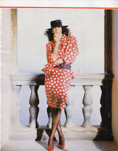 GucciAdGraziaIT300386no2353b.thumb.jpg.6bc19b06d83293385b92655c10391cb9.jpg