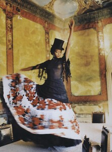 Heat_von_Unwerth_US_Vogue_March_1998_07.thumb.jpg.5bf3af0cf580ef0bb7d2870caa7d215b.jpg