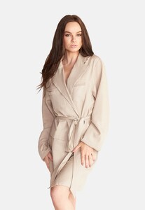 IRIS_20Kimono-Kimono-OW150161-006_20-_20Light_20Beige.thumb.jpg.b900b910891ed99961f05384e49dc721.jpg