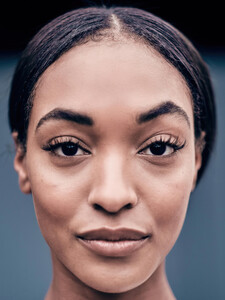 Jourdan_Dunn_Paris_Fashion_Week_Autumn_Winter_2019-gigapixel-compressed-height-10000px-cropped.jpg