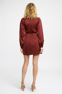 KD3336_Majestic_Keyhole_Mini_Dress_Ox_Blood_03.jpg
