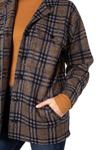 LM1677S84-CREAM-TAN-BLACK-TARTAN-PLAID-DET.jpg