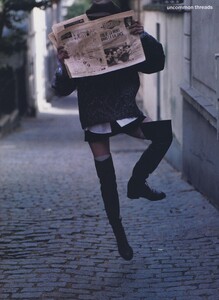 Lagerfeld_US_Vogue_October_1993_06.thumb.jpg.eefaab897ec3700aaed9689c6a86b1b1.jpg