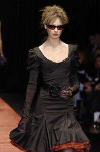 Laura-Biagiotti-FW2004-05.jpg