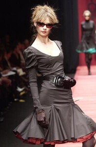 Laura-Biagiotti-FW2004-06.jpg