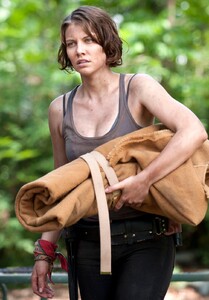 Lauren-Cohan-2.jpg