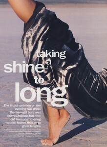 Long_Ritts_US_Vogue_October_1993_01.thumb.jpg.8d6b095919bc816005502d9587cc5133.jpg