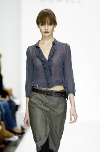 Margaret-Howell-FW2004-03.jpg
