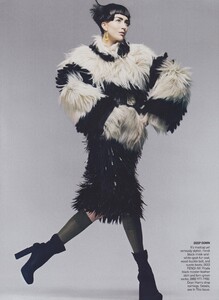 McDean_US_Vogue_September_2007_10.thumb.jpg.221f529401df7b725d3d02ae538a9e8f.jpg