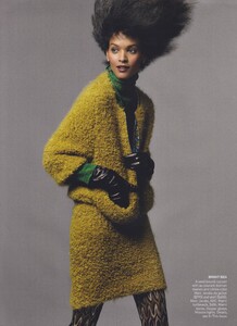 McDean_US_Vogue_September_2009_02.thumb.jpg.cb7c22e88bc8d3b46df2af0007d75272.jpg