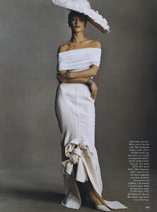 Meisel_US_Vogue_March_1998_08.thumb.jpg.e37f2cf7194c2262b12367f793173a24.jpg