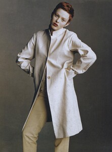 Meisel_US_Vogue_March_1998_09.thumb.jpg.0952d372cee72ca307cd77bf17ce18a7.jpg