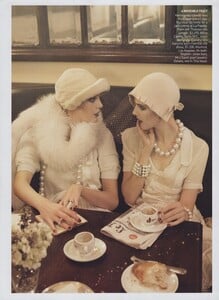 Meisel_US_Vogue_September_2007_10.thumb.jpg.33b88e851d5473d201e0d7f2b92be350.jpg