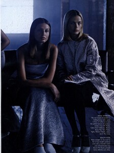 Portraits_Meisel_US_Vogue_September_1998_18.thumb.jpg.35ba40278b970ac64abc2c1b91d2bc9c.jpg