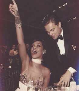 Rihanna-and-Leonardo-DiCaprio-dated.thumb.jpg.2c231d1158d098753ad8af2d844fffc6.jpg