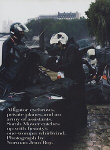 Roy_Meisel_US_Vogue_September_2007_01.thumb.jpg.8949de3c00916544f7007588d93d3302.jpg
