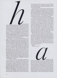 Roy_Meisel_US_Vogue_September_2007_03.thumb.jpg.da2fed9bee47c481fd5eac70de1d7414.jpg