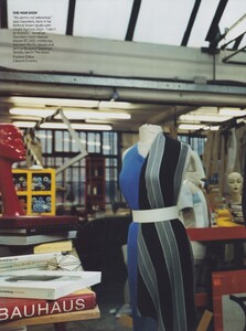 Roy_US_Vogue_February_2008_01.thumb.jpg.7b1a96cf5262404c77f5ab6727e669d6.jpg