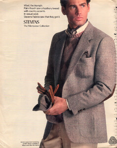 StevensAdTheNYTimesMagPart2FashionsOfTheTimesUS280883e.thumb.jpg.263f1032c52ba888e4cce60bfd3901a9.jpg