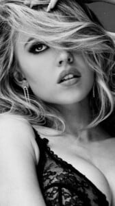 Sydney-Sweeney-Sexy-Pics-10.jpg