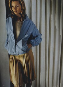 Testino_US_Vogue_March_1998_07.thumb.jpg.e83cfd9319c0521468f53e92b9390256.jpg