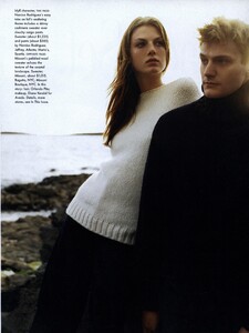 Testino_US_Vogue_September_1998_18.thumb.jpg.57cefaf576f663633c670706db964488.jpg