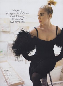 Testino_US_Vogue_September_2007_08.thumb.jpg.27f95aacd77cfc5d21cdf4eaadae2e8e.jpg