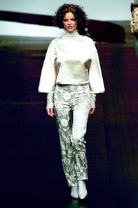 Valentino-FW1999-01.jpg