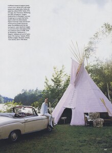 Weber_US_Vogue_October_1993_14.thumb.jpg.a47fa8df15e896468b7a3722dd21ede1.jpg