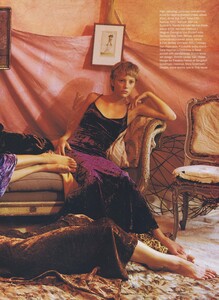 Weber_US_Vogue_October_1993_18.thumb.jpg.8282b602c9dce0e99c6d33dfc1ebea30.jpg
