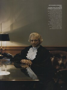 Women_Leibovitz_US_Vogue_November_1999_18.thumb.jpg.979fe903d40f6da3eb26509facdbf6bc.jpg