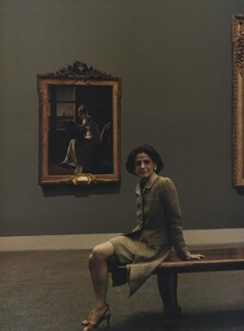 Women_Leibovitz_US_Vogue_November_1999_21.thumb.jpg.1b9178fb4efaff3d6bbac8ac9ea3556a.jpg