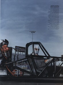 Women_Leibovitz_US_Vogue_November_1999_26.thumb.jpg.2b19cd984b0753854d42047f3621e2b5.jpg