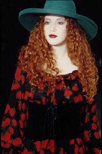 YSL-FW1994-01.jpg