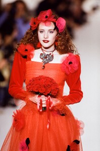 YSL-FW1994-04.jpg