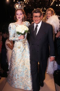 YSL-FW1994-HC-03.jpg