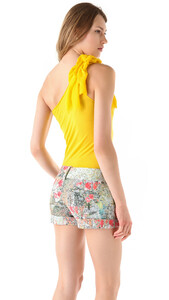 alice4098814026_q2_1-0.jpg