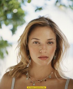 amanda_righetti_05.jpg